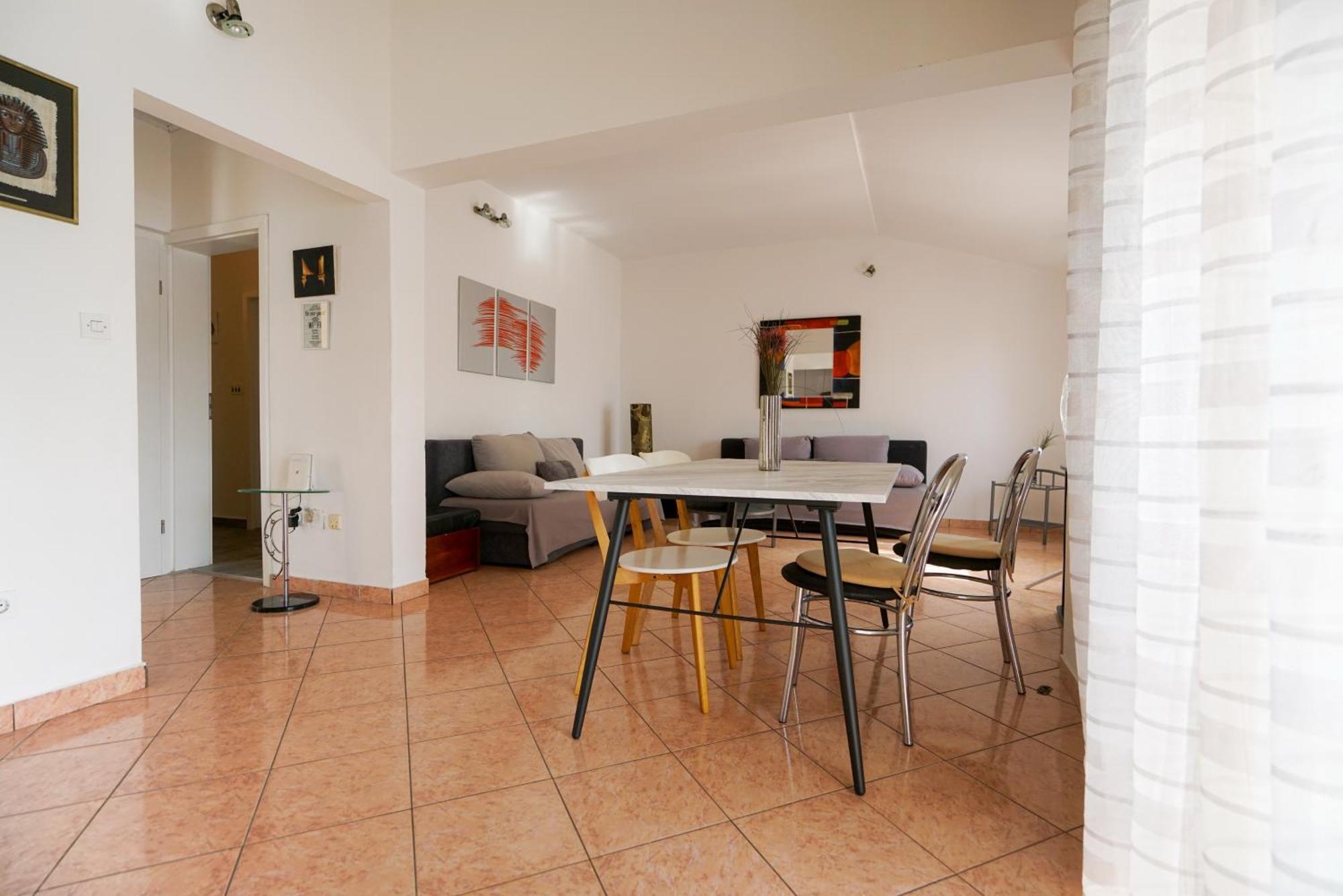 Apartma Osljak *